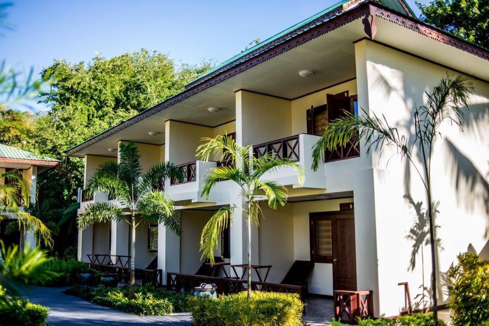Jade Marina Resort And Spa Ngapali Exterior foto